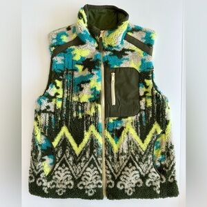 NWT Anthropologie Sherpa Forest Prints Vesf
